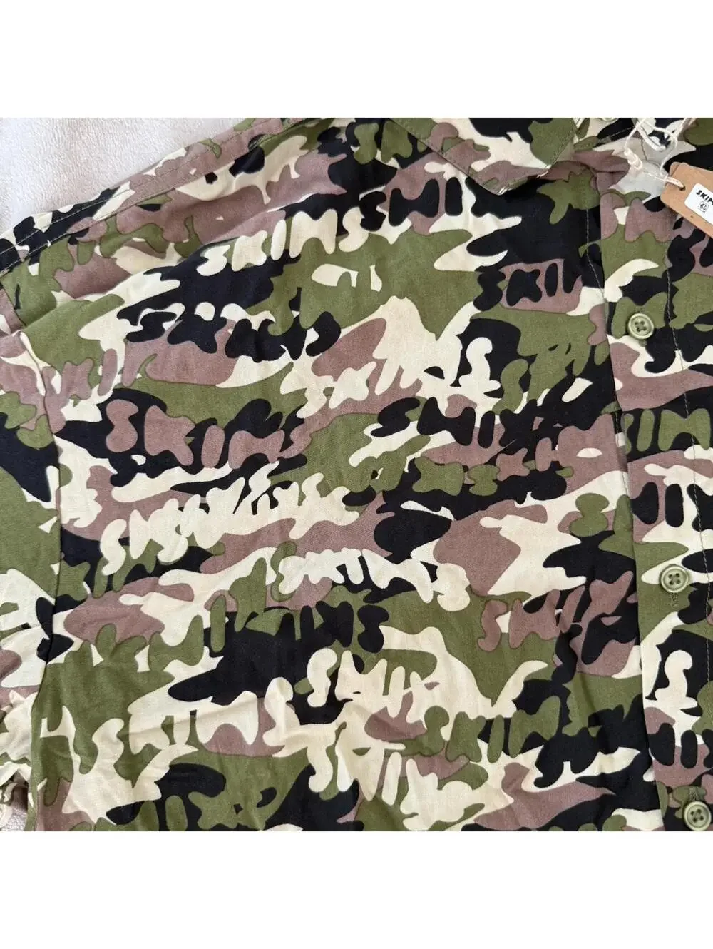 Skims camo long sleeve button down swim cover up shirt NWT size XS